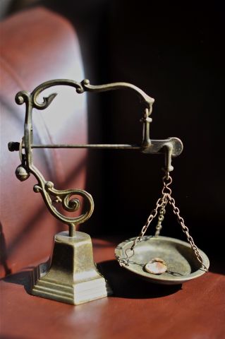 Весы одночашечные, Португалия